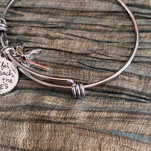 Beach Bangle - Picture 4 of 4